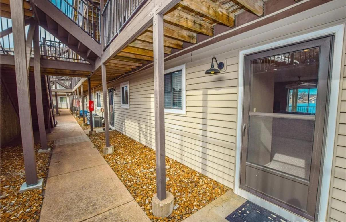 Lakefront Condo With A View Osage Beach Exterior foto